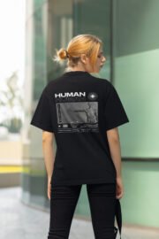 Kadın Oversize Baskılı Siyah Tişört – Human Sırt Baskılı, Günlük & Sokak Stili