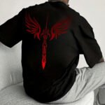 Erkek oversize Kanatlı Kılıç baskılı T-shirt rahat ve şık Tasarım