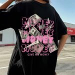 Money Sırt Baskılı Oversize Kadın T-shirt - Rahat ve Şık Tasarım