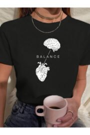 Kadın oversize balance baskılı T-shirt rahat ve şık Tasarım - Görsel 7