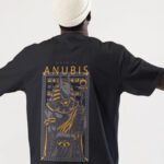 Anubis baskılı t-shirt
