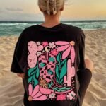 Çicekler Çizme Sırt Baskı Detaylı Kadın Oversize T-Shirt