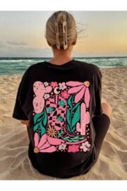 Çicekler Çizme Sırt Baskı Detaylı Kadın Oversize T-Shirt